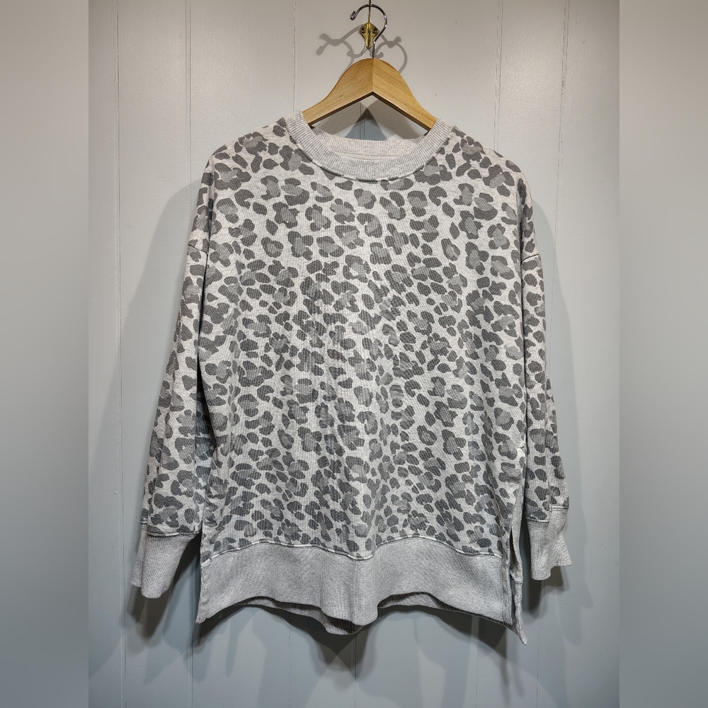 Aerie Leopard Print Tunic Sweatshirt M Split Hem Cozy Fleece